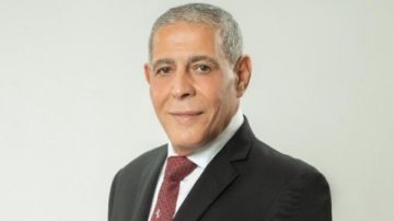وكيل إسكان النواب يقترح منح إعفاءات ومزايا لكل من يسدد الضرائب بالدولار وكيل إسكان النواب يقترح منح إعفاءات ومزايا لكل من يسدد الضرائب بالدولار