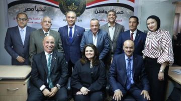 المصريون في الخارج يحتفلون بذكرى ثورة 30 يونيو المصريون في الخارج يحتفلون بذكرى ثورة 30 يونيو