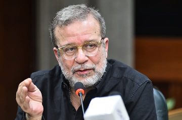 شريف منير يشيد بالمنتخب الوطني ويوجه رسالة للاعبين شريف منير يشيد بالمنتخب الوطني ويوجه رسالة للاعبين