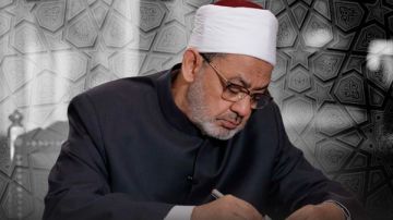 شيخ الأزهر عن وقف النار بين إيران وأمريكا: ندعو الله أن تكون نهاية للحروب بالمنطقة شيخ الأزهر عن وقف النار بين إيران وأمريكا: ندعو الله أن تكون نهاية للحروب بالمنطقة