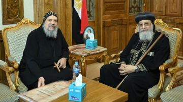 البابا تواضروس يتابع الخدمة القبطية في اليابان باستقبال كاهنها البابا تواضروس يتابع الخدمة القبطية في اليابان باستقبال كاهنها
