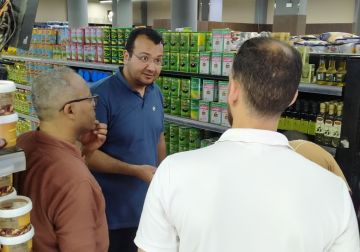 صحة مطروح: إعدام وضبط 450 كيلو من الأغذية والزيوت الفاسدة صور صحة مطروح: إعدام وضبط 450 كيلو من الأغذية والزيوت الفاسدة صور
