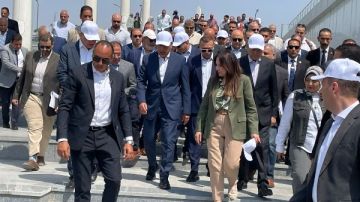 رئيس الوزراء يتفقد مشروع تلال الفسطاط بمصر القديمة رئيس الوزراء يتفقد مشروع تلال الفسطاط بمصر القديمة