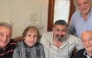 مصر.. نجوم الفن يزورون الفنان محيي إسماعيل (فيديو)