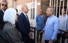 مراوح ومياه مبردة.. محافظ القاهرة يتابع انطلاق امتحانات المواد الأساسية للثانوية العامة بالأسمرات
