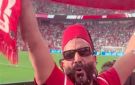 أحمد سعد يحتفل بفوز مصر في كأس العالم من المدرجات بالطربوش ويشعل السوشيال ميديا - eg