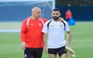 اتحاد الكرة المصري ينشر صورة حديثة لمحمد صلاح وحسام حسن ويعلق بـ5 كلمات