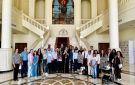 البابا تواضروس يلتقي أعضاء اللجنة الطبية المركزية ويشيد بجهودهم في خدمة المرضى