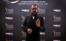 منذر رياحنه في الإيمي الدولية 2026.. بطل الاجتياح يعود إلى الجائزة العالمية من بوابة التحكيم