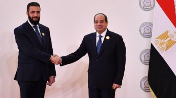 سوريا تندد باستهداف ميناء دمياط المصري سوريا تندد باستهداف ميناء دمياط المصري