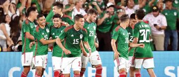 العاصفة الرعدية تؤجل انطلاق مباراة المكسيك والأكوادور بكأس العالم.. اعرف الموعد الجديد