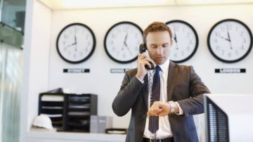 مهما حاولت دايما بتتأخر .. احترس العمى الزمني كلمة السر وراء اضطراب المواعيد مهما حاولت دايما بتتأخر .. احترس العمى الزمني كلمة السر وراء اضطراب المواعيد