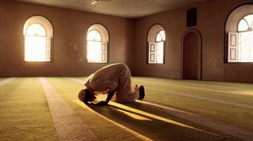 هل يجوز قضاء الصلاة الفائتة بدون ترتيب؟.. الإفتاء تحسم الجدل هل يجوز قضاء الصلاة الفائتة بدون ترتيب؟.. الإفتاء تحسم الجدل