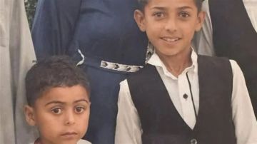 تشييع جثماني شقيقين غرقا إثر سقوط تروسيكل بمياه مشروع ناصر في البحيرة