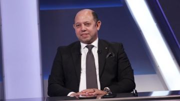 غدروا بيا.. عبد الله جمعة يهاجم عضو الزمالك غدروا بيا.. عبد الله جمعة يهاجم عضو الزمالك