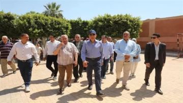 محافظ المنيا يستعرض خطة إنشاء وإحلال 92 مدرسة باستثمارات 1.6 مليار جنيه محافظ المنيا يستعرض خطة إنشاء وإحلال 92 مدرسة باستثمارات 1.6 مليار جنيه