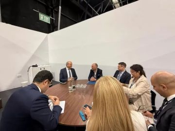  الحفني : الشراكات الدولية تدعم تنافسية قطاع الطيران وترتقي بجودة الخدمات المقدمة للمسافرين
