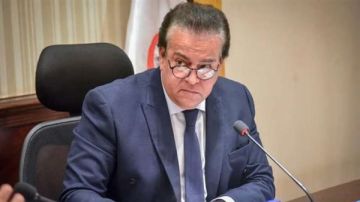 وزير الصحة: هناك مشكلات وتقصير في مستشفيات قديمة.. ونعمل على تحسين الخدمة وزير الصحة: هناك مشكلات وتقصير في مستشفيات قديمة.. ونعمل على تحسين الخدمة
