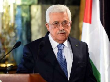 الرئاسة الفلسطينية تدين استهداف سفينتين في ميناء دمياط الرئاسة الفلسطينية تدين استهداف سفينتين في ميناء دمياط