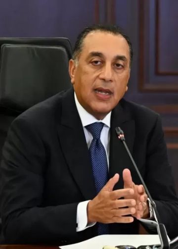 رئيس الوزراء يشرح التفاصيل الكاملة لما قامت به الدولة لمواجهة حادث دمياط أمس رئيس الوزراء يشرح التفاصيل الكاملة لما قامت به الدولة لمواجهة حادث دمياط أمس