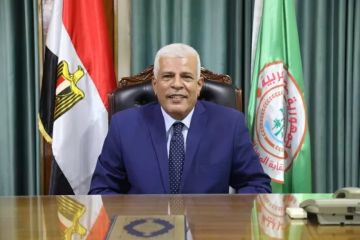 نقيب الزراعيين يعلن موعد صرف المعاشات المتأخرة نقيب الزراعيين يعلن موعد صرف المعاشات المتأخرة