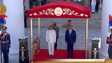 بث مباشر.. الرئيس السيسي يستقبل رئيس مدغشقر بث مباشر.. الرئيس السيسي يستقبل رئيس مدغشقر