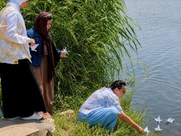 مصر.. إحياء ذكرى أطفال دونباس في بحيرة التمساح مصر.. إحياء ذكرى أطفال دونباس في بحيرة التمساح