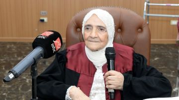 آداب المنصورة تناقش رسالة دكتوراه لباحثة في الـ83 عاما حول الشيخوخة النشطة آداب المنصورة تناقش رسالة دكتوراه لباحثة في الـ83 عاما حول الشيخوخة النشطة