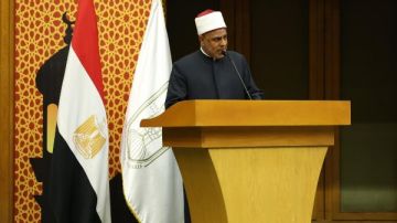 قطاع المعاهد الأزهرية: اللغة العربية أرفع اللغات شرفا وأكثرها اتساعا وتصرفا قطاع المعاهد الأزهرية: اللغة العربية أرفع اللغات شرفا وأكثرها اتساعا وتصرفا