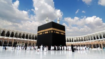 السياحة تعلن ضوابط العمرة الجديدة.. مستندات