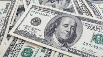 سعر أقل دولار في البنوك .. الآن سعر أقل دولار في البنوك .. الآن