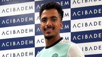 كمونة: حسام عبد المجيد من أفضل لاعبي الزمالك.. ويستحق خطوة احترافية أفضل