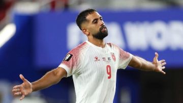 علي علوان الأقرب لتدعيم هجوم الأهلي في الموسم الجديد علي علوان الأقرب لتدعيم هجوم الأهلي في الموسم الجديد