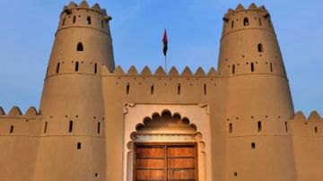 مدينة العين.. جوهرة الصحراء ونبض التاريخ وواحة المستقبل صور مدينة العين.. جوهرة الصحراء ونبض التاريخ وواحة المستقبل صور
