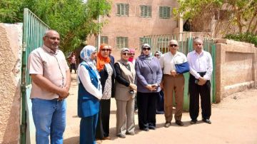 أخبار الوادي الجديد دعم المنظومة الصحية والتعليمية.. والمحافظ تتفقد المواقع المقترحة لإنشاء مدارس التمريض أخبار الوادي الجديد دعم المنظومة الصحية والتعليمية.. والمحافظ تتفقد المواقع المقترحة لإنشاء مدارس التمريض