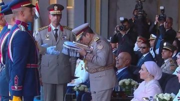 السيدة انتصار السيسي تنشر صورا جديدة من احتفالية افتتاح القيادة الاستراتيجية للدولة بالعاصمة الجديدة السيدة انتصار السيسي تنشر صورا جديدة من احتفالية افتتاح القيادة الاستراتيجية للدولة بالعاصمة الجديدة
