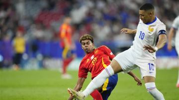 بسبب يامال.. عريضة فرنسية لإعادة مباراة إسبانيا بعد وداع كأس العالم بسبب يامال.. عريضة فرنسية لإعادة مباراة إسبانيا بعد وداع كأس العالم