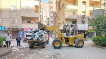 استعادة المظهر الحضاري.. رفع 515 طن مخلفات في يوم واحد بالغربية استعادة المظهر الحضاري.. رفع 515 طن مخلفات في يوم واحد بالغربية