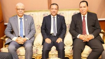 محافظ المنوفية يقدم التهنئة لمدير أمن المنوفية الجديد محافظ المنوفية يقدم التهنئة لمدير أمن المنوفية الجديد