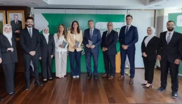 البنك الأهلي المصري يحصد ثلاث جوائز ضمن Digital CX Awards 2026 تقديرا لريادته في توظيف الذكاء الاصطناعي وتعزيز تجربة العملاء البنك الأهلي المصري يحصد ثلاث جوائز ضمن Digital CX Awards 2026 تقديرا لريادته في توظيف الذكاء الاصطناعي وتعزيز تجربة العملاء
