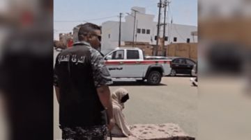 مقطع فيديو لجلد امرأة في شوارع ليبيا يثير جدلا واسعا.. ما القصة؟ مقطع فيديو لجلد امرأة في شوارع ليبيا يثير جدلا واسعا.. ما القصة؟
