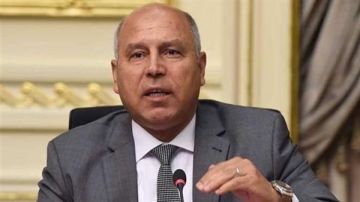 كامل الوزير: تعاملنا مع حادث ميناء دمياط.. واستخدمنا 4 قاطرات لإطفاء الحريق