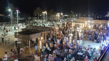 من رأس سدر إلى طابا.. جنوب سيناء تحتفل حتى الصباح بتأهل الفراعنة من رأس سدر إلى طابا.. جنوب سيناء تحتفل حتى الصباح بتأهل الفراعنة