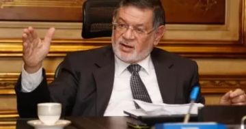 ثروت الخرباوي: ثورة 30 يونيو كانت حتمية وتأخرها كان سيزيد كلفة المواجهة ثروت الخرباوي: ثورة 30 يونيو كانت حتمية وتأخرها كان سيزيد كلفة المواجهة