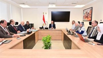 وزير الري يعتمد خارطة طريق لإنشاء إدارة مركزية جديدة للموارد المائية غير التقليدية وزير الري يعتمد خارطة طريق لإنشاء إدارة مركزية جديدة للموارد المائية غير التقليدية
