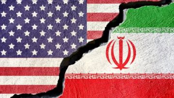 القيادة المركزية الأمريكية: قواتنا بدأت شن جولة ثالثة من الضربات العسكرية ضد إيران القيادة المركزية الأمريكية: قواتنا بدأت شن جولة ثالثة من الضربات العسكرية ضد إيران