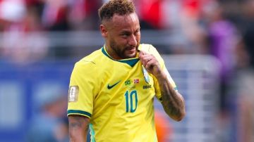 نيمار يعلن اعتزاله اللعب دوليا بعد وداع السيليساو للمونديال نيمار يعلن اعتزاله اللعب دوليا بعد وداع السيليساو للمونديال