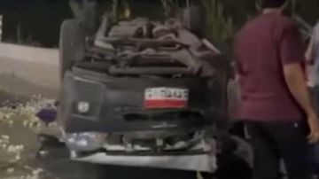 إصابة 5 أشخاص في حادث تصادم سيارة ميكروباص وربع نقل بطريق طنطا - كفر الزيات نتيجة السرعة الزائدة إصابة 5 أشخاص في حادث تصادم سيارة ميكروباص وربع نقل بطريق طنطا - كفر الزيات نتيجة السرعة الزائدة