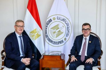 مصر تبحث تعزيز التعاون الاقتصادي مع أيرلندا مصر تبحث تعزيز التعاون الاقتصادي مع أيرلندا