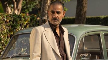 محمود البزاوي يمازح جمهوره : قريبا المسلسل التركي مهند البزاوي محمود البزاوي يمازح جمهوره : قريبا المسلسل التركي مهند البزاوي